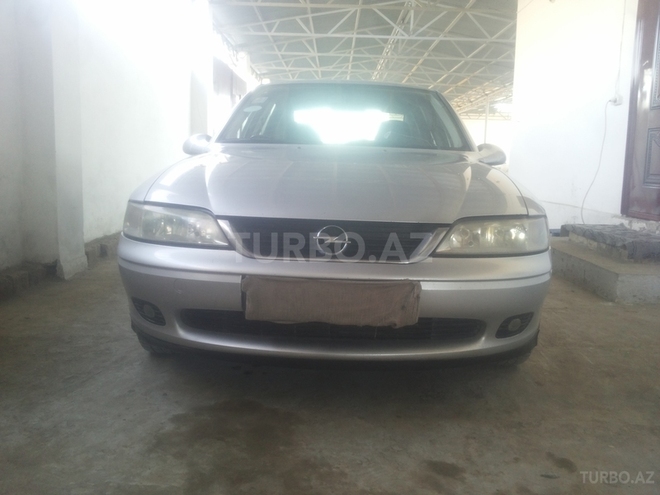 Opel Vectra 1999, 254,000 km - 1.6 l - Sabirabad