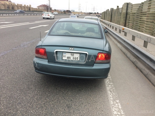 Hyundai Sonata 2003, 178,000 km - 2.0 l - Bakı
