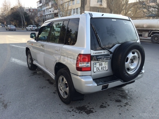 Mitsubishi Pajero io 2001, 214,041 km - 2.0 l - Sumqayıt