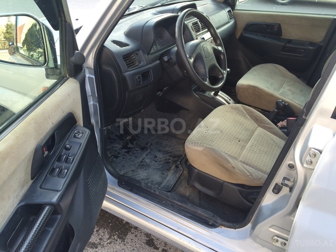 Mitsubishi Pajero io 2001, 214,041 km - 2.0 l - Sumqayıt