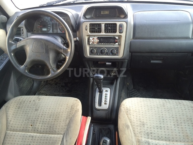 Mitsubishi Pajero io 2001, 214,041 km - 2.0 l - Sumqayıt