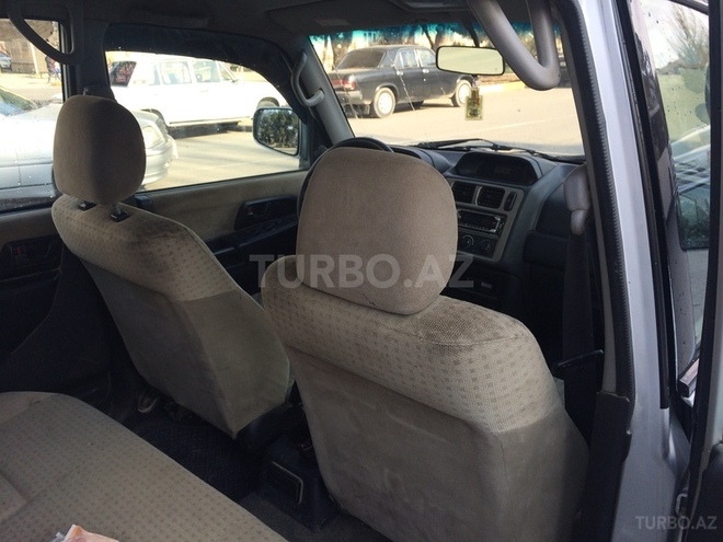 Mitsubishi Pajero io 2001, 214,041 km - 2.0 l - Sumqayıt