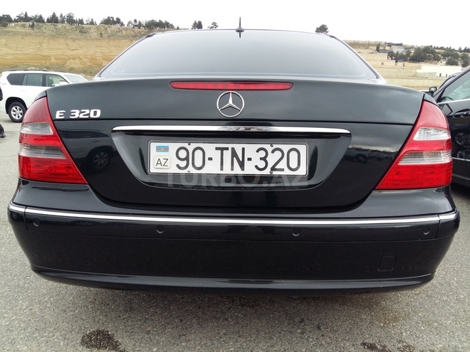Mercedes E 320 2002, 294,000 km - 3.2 л - Bakı