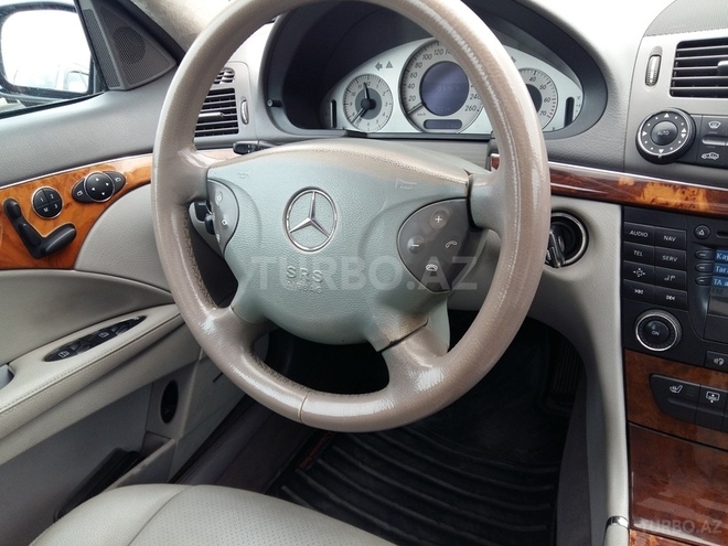 Mercedes E 320 2002, 294,000 km - 3.2 л - Bakı