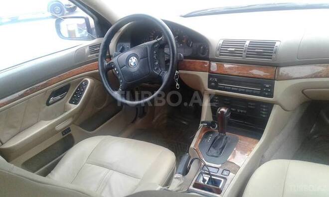 BMW 528 1999, 276,000 km - 2.5 l - Bakı