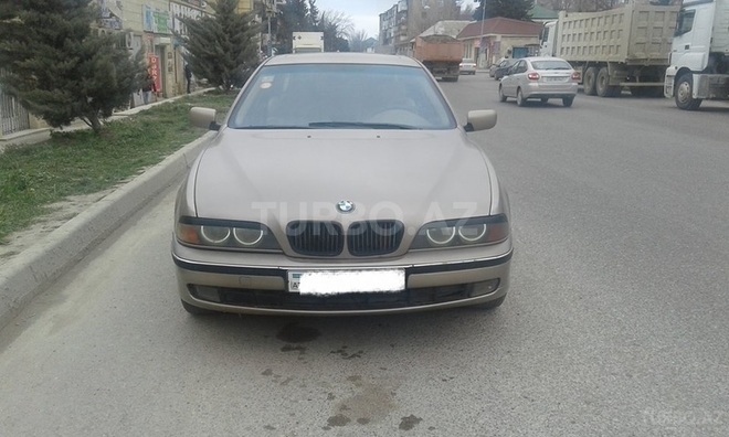 BMW 528 1999, 276,000 km - 2.5 l - Bakı