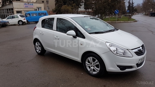 Opel Corsa 2008, 59,200 km - 1.4 l - Gəncə