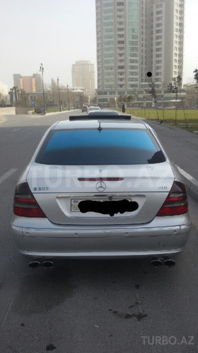 Mercedes E 270 2003, 246,300 km - 2.7 l - Bakı