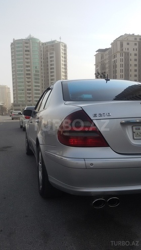 Mercedes E 270 2003, 246,300 km - 2.7 l - Bakı