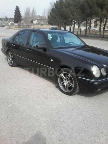 Mercedes E 240 1998, 247,563 km - 2.4 l - Sumqayıt