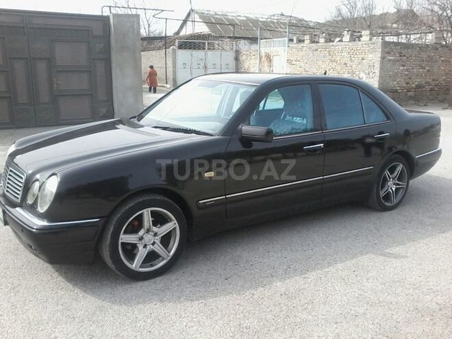 Mercedes E 240 1998, 247,563 km - 2.4 l - Sumqayıt