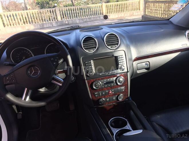 Mercedes GL 550 2008, 135,000 km - 5.5 l - Bakı