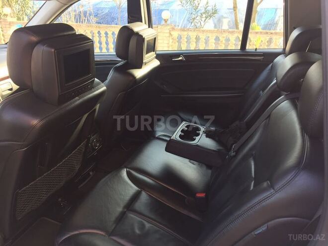 Mercedes GL 550 2008, 135,000 km - 5.5 l - Bakı