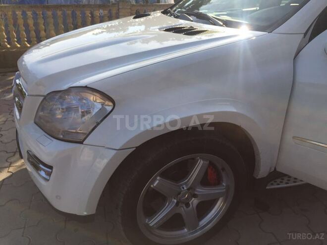 Mercedes GL 550 2008, 135,000 km - 5.5 l - Bakı