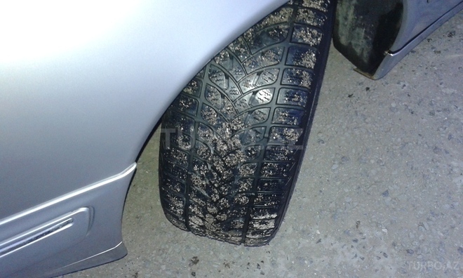 Mercedes E 220 2000, 350,000 km - 2.2 l - Bakı