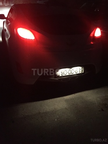 Hyundai Veloster 2011, 24,200 km - 1.6 l - Bakı
