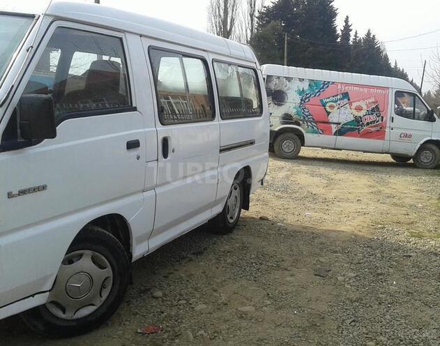 Mitsubishi L300 2008, 285,000 km - 2.0 l - Bakı