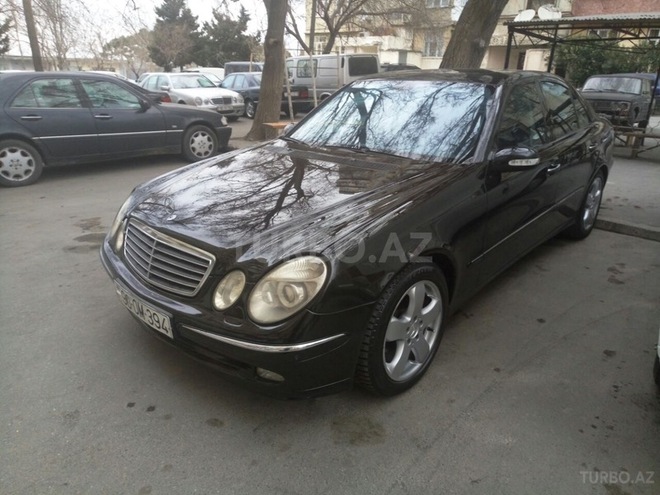 Mercedes E 270 2003, 187,000 km - 2.7 л - Bakı