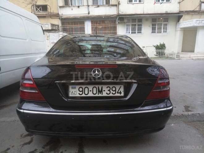 Mercedes E 270 2003, 187,000 km - 2.7 л - Bakı