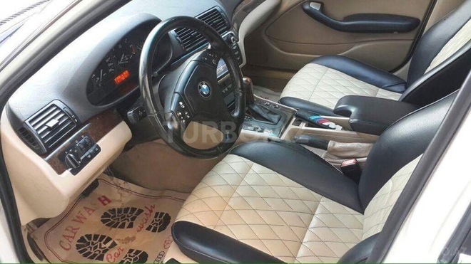 BMW 323 1999, 200,000 km - 2.5 л - Bakı