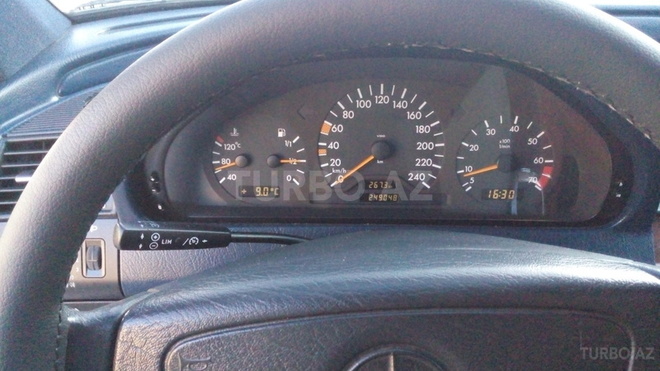 Mercedes C 200 1998, 25,000 km - 2.0 l - Bakı