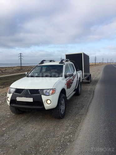 Mitsubishi L200 2007, 281,987 km - 2.5 l - Bakı