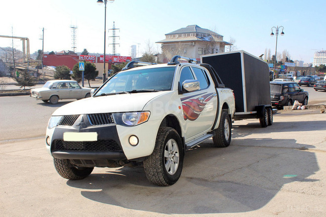 Mitsubishi L200 2007, 281,987 km - 2.5 l - Bakı