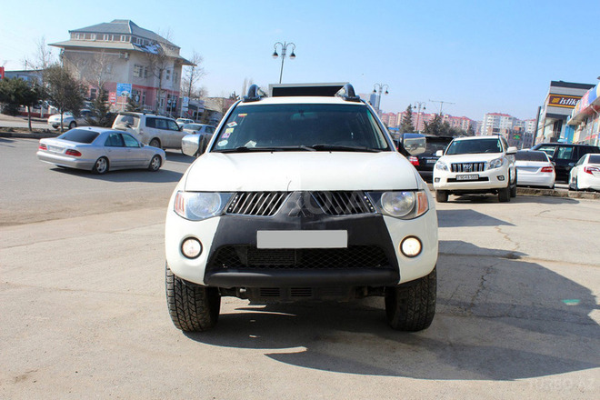 Mitsubishi L200 2007, 281,987 km - 2.5 l - Bakı