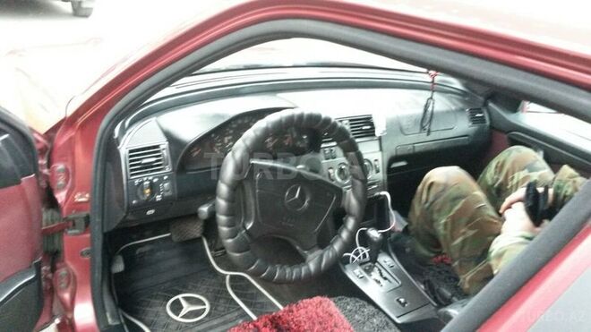 Mercedes C 200 1995, 319,000 km - 2.0 l - Zaqatala