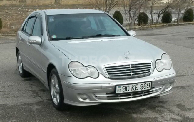 Mercedes C 200 2003, 180,000 km - 2.0 л - Bakı