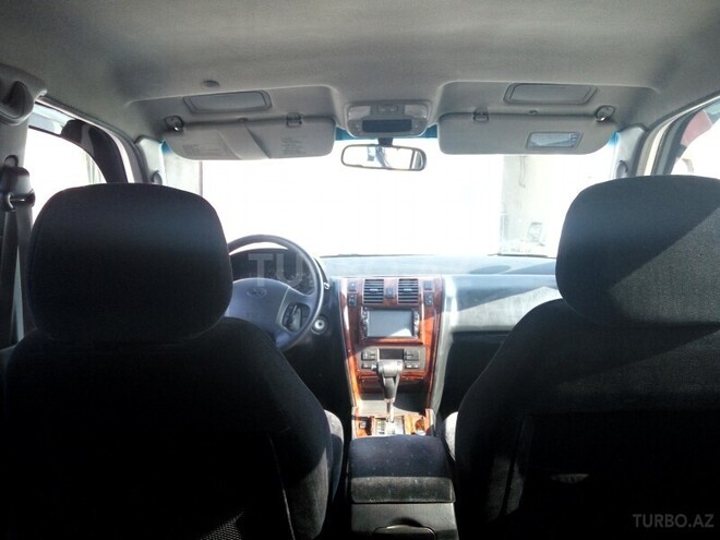 Hyundai Terracan 2001, 230,000 km - 2.9 л - Bakı