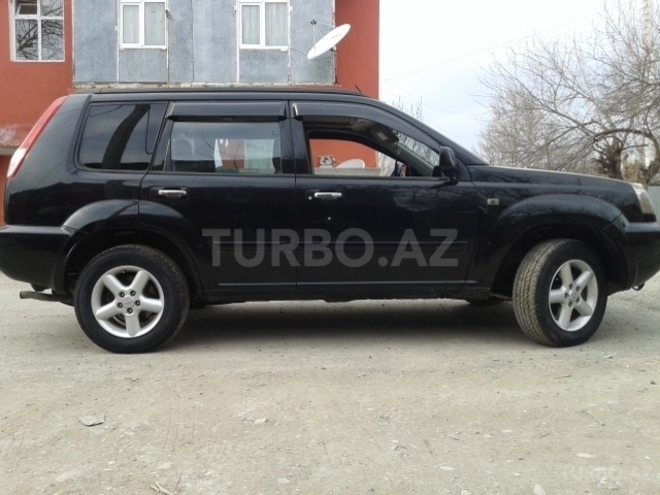 Nissan X-Trail 2002, 220,000 km - 0.2 l - Füzuli