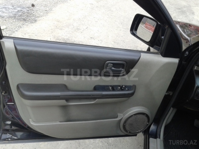 Nissan X-Trail 2002, 220,000 km - 0.2 l - Füzuli
