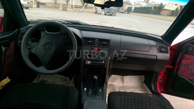 Mercedes E 200 1997, 364,000 km - 2.0 l - Bakı
