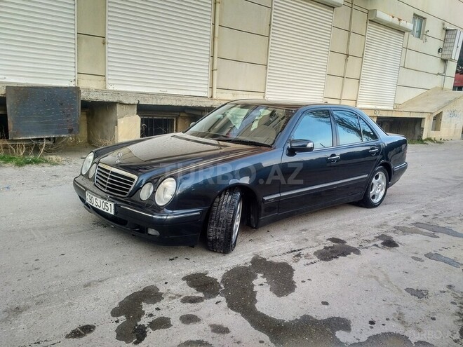 Mercedes E 280 2001, 196,000 km - 2.8 l - Bakı