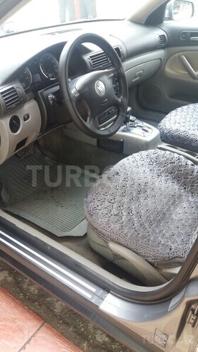 Volkswagen Passat 2002, 275,000 km - 1.8 l - Mingəçevir