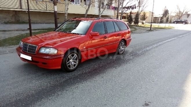 Mercedes C 180 1999, 220,000 km - 1.8 l - Sumqayıt