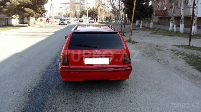 Mercedes C 180 1999, 220,000 km - 1.8 l - Sumqayıt