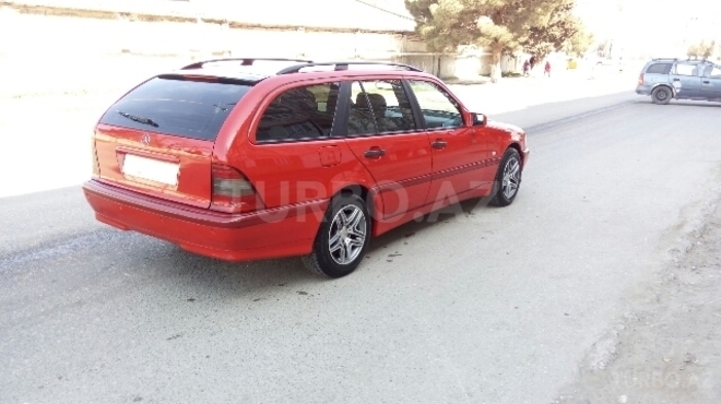 Mercedes C 180 1999, 220,000 km - 1.8 l - Sumqayıt