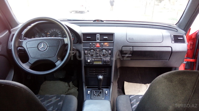 Mercedes C 180 1999, 220,000 km - 1.8 l - Sumqayıt