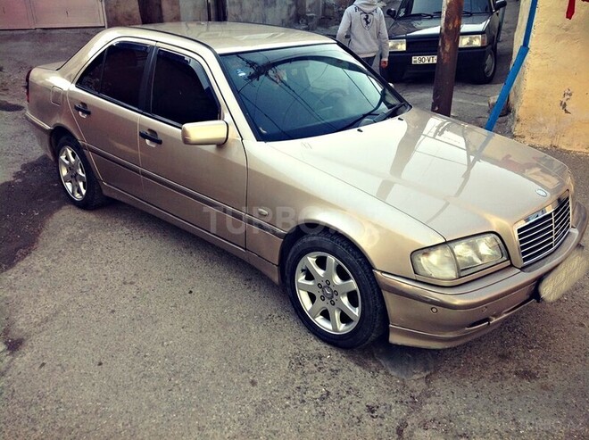 Mercedes C 180 1999, 237,869 km - 1.8 l - Bakı