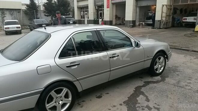 Mercedes C 180 1994, 256,000 km - 1.8 l - Sumqayıt