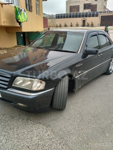 Mercedes C 240 1999, 230,000 km - 2.4 л - Bakı
