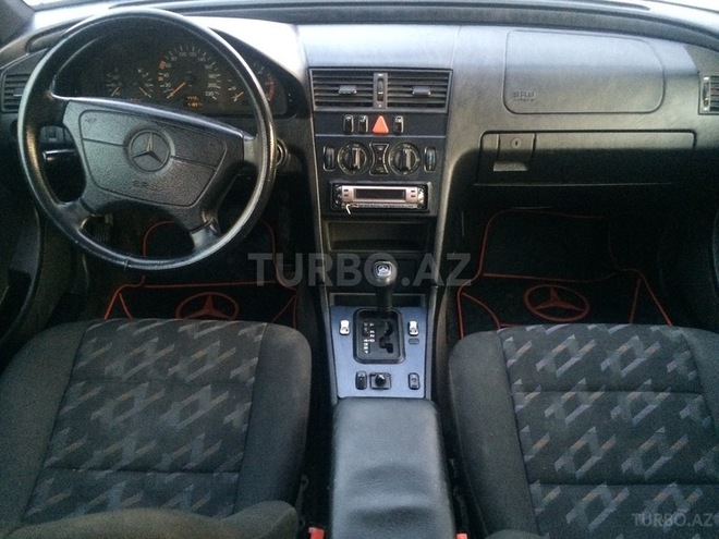 Mercedes C 220 1998, 221,041 km - 2.2 l - Bakı