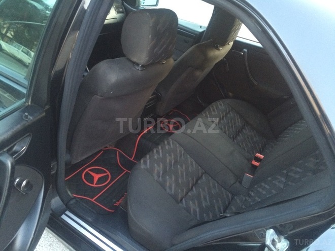 Mercedes C 220 1998, 221,041 km - 2.2 l - Bakı