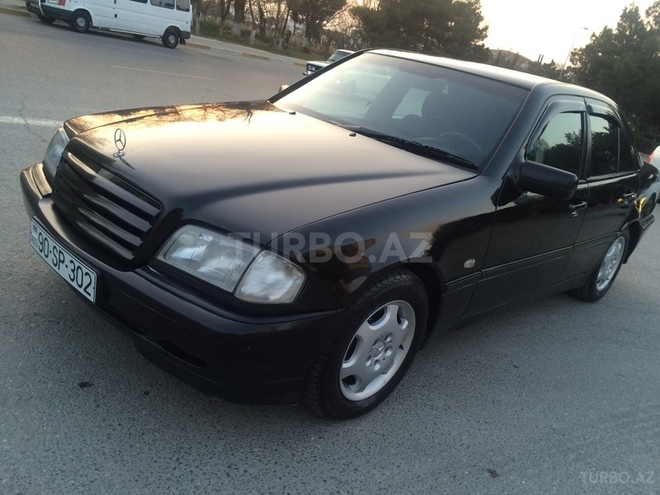 Mercedes C 220 1998, 221,041 km - 2.2 l - Bakı