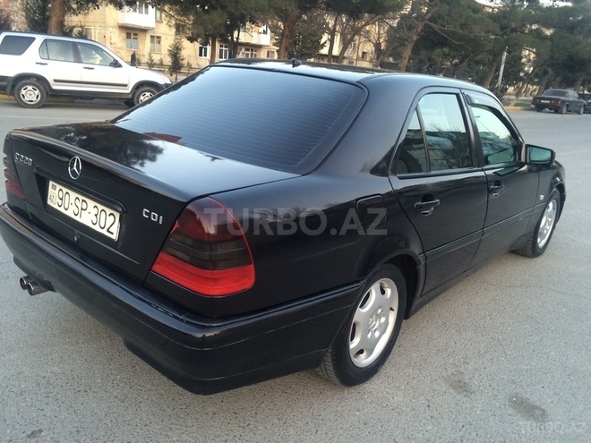 Mercedes C 220 1998, 221,041 km - 2.2 l - Bakı