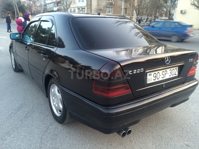 Mercedes C 220 1998, 221,041 km - 2.2 l - Bakı