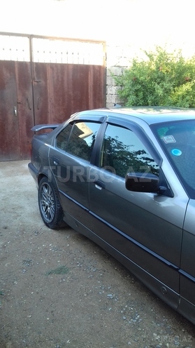 BMW 318 1991, 210,000 km - 1.8 l - Bakı