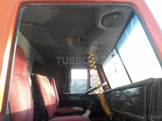 KamAz 53228 1990, 400,000 km - 5.2 l - Bakı